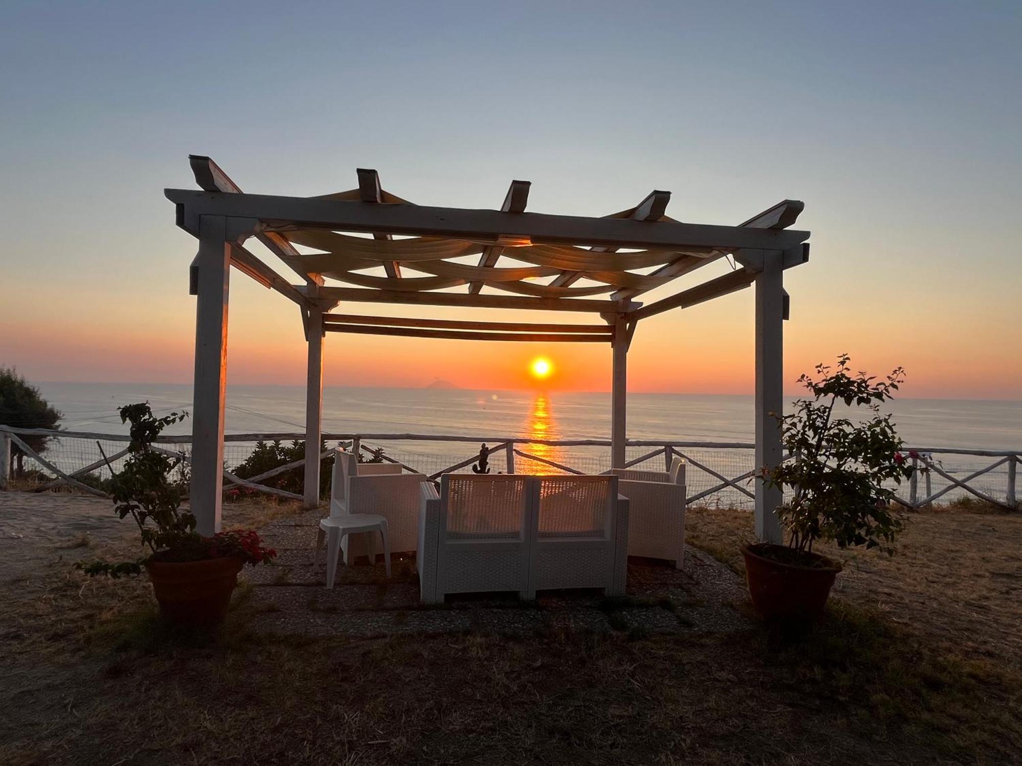 Residence Araba Fenice โตรเปอา ภายนอก รูปภาพ